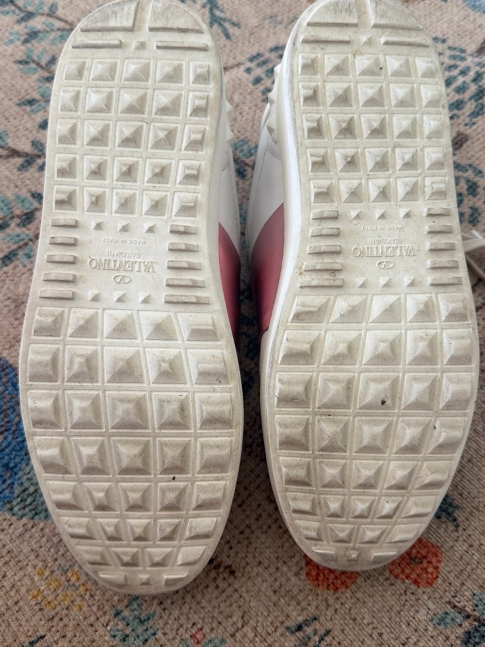 Valentino Garavani White Leather Sneakers with Pink Metallic Panel - Picture 11 of 16